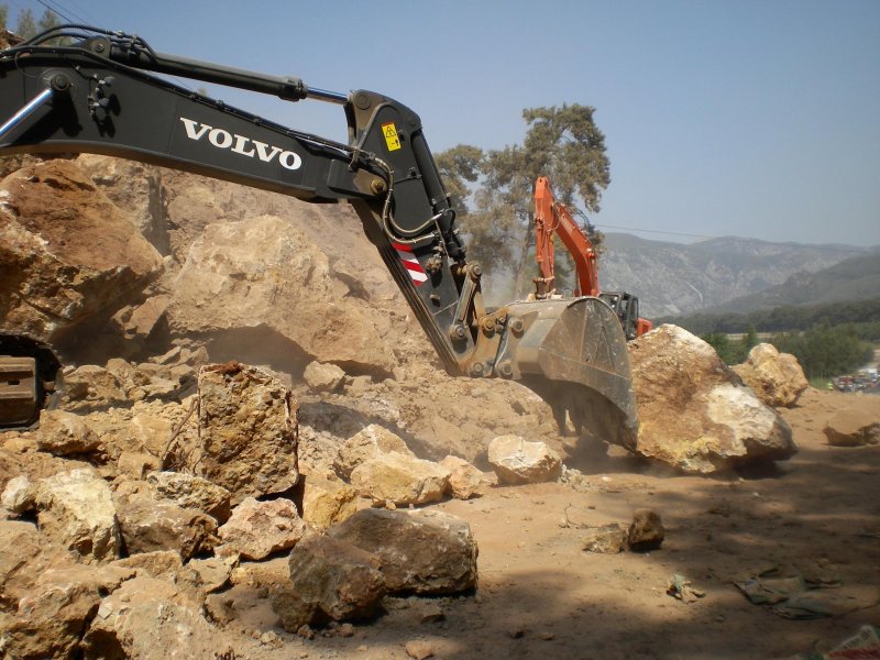Pazarcık (K.Maraş) Belediyesi Muhtelif Yol ve Kaldırım İnşaatı